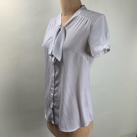 The limited medium white blouse - Picture 2 of 7